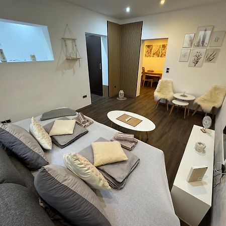 Ferienwohnung Im Boho Stil Naehe Salzburg ไฟรลาสซิง ภายนอก รูปภาพ